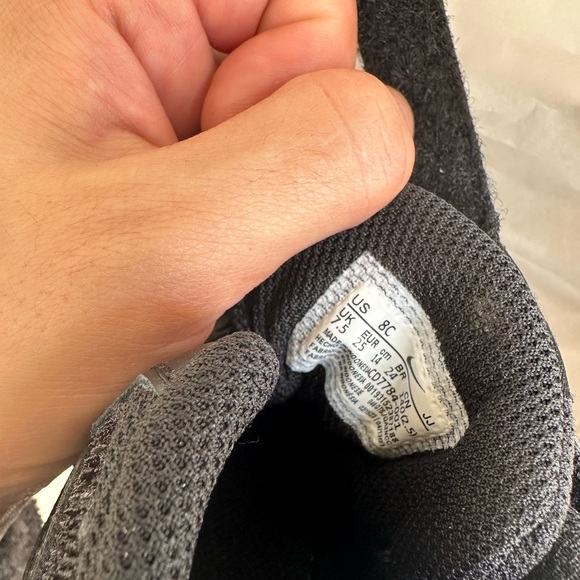 Comfy Nike sneakers 7 new ( final sale ! No returns ) - Picture 5 of 6